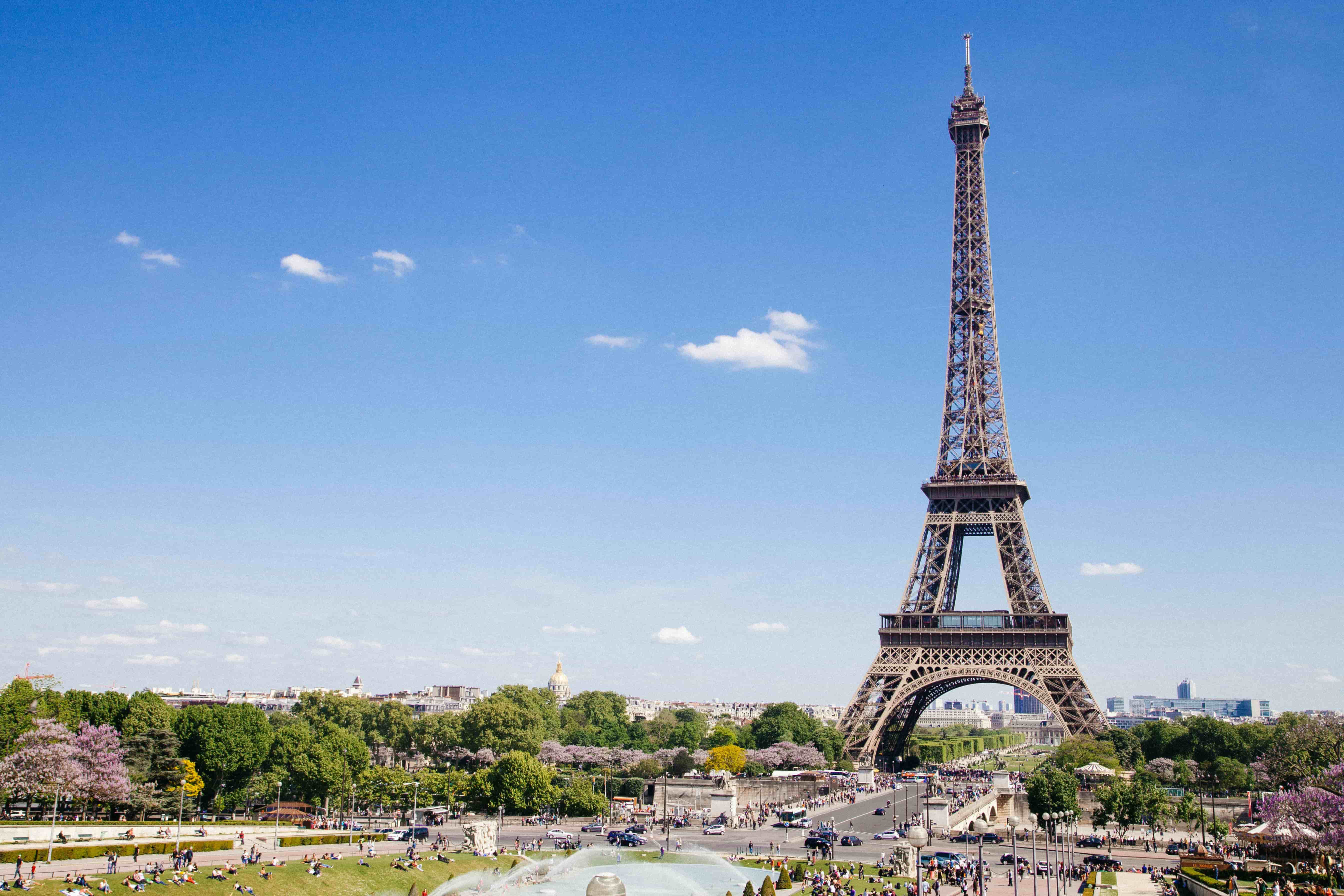 Paris Apartment Transfers Service | Go Easy Transfer